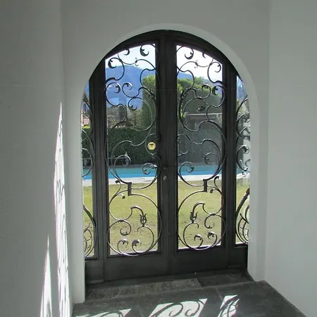 Casa Via Saleggi 10 別荘