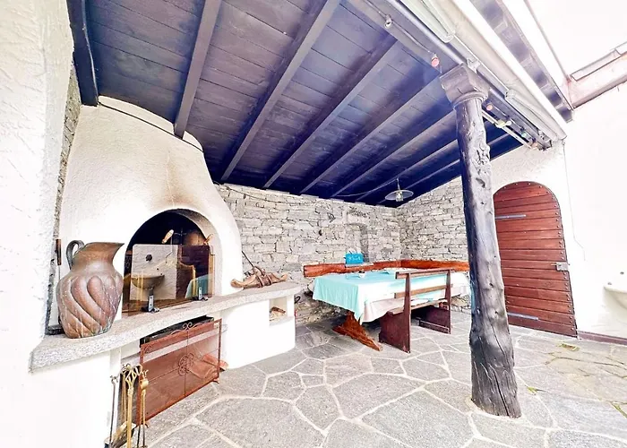 Casa Via Saleggi 10 펜션 아스꼬나