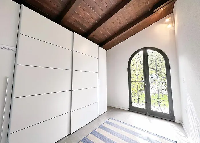 Casa Via Saleggi 10 펜션 *