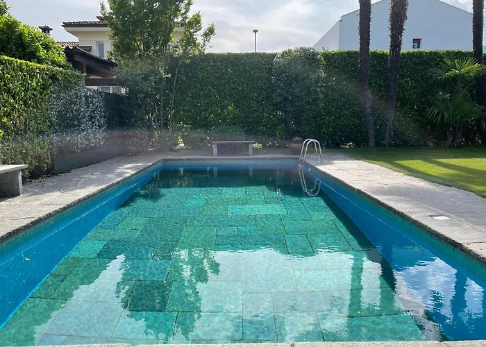 בית נופש Casa Via Saleggi 10 *